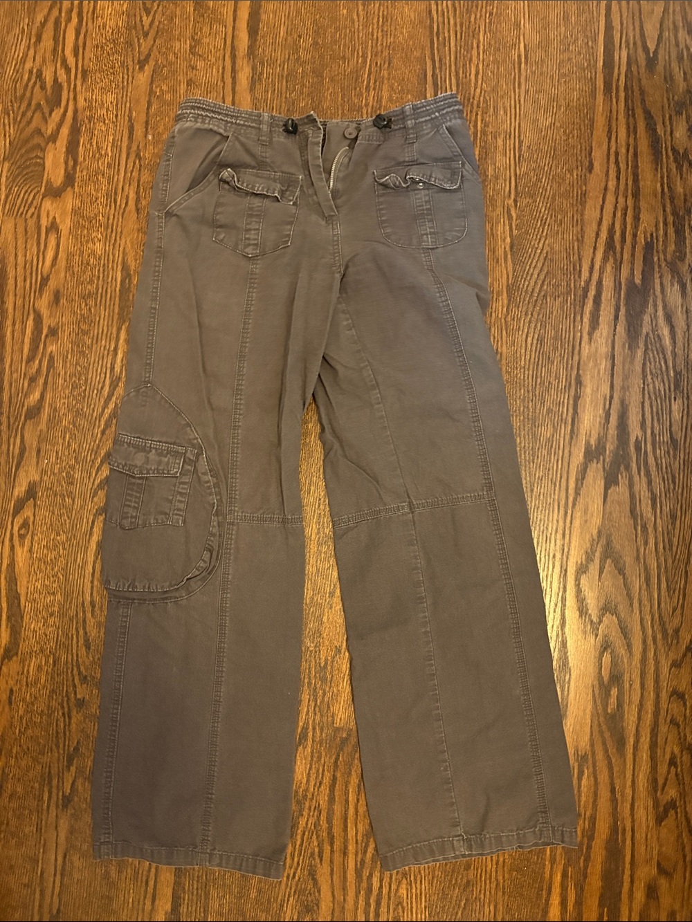 Brandy Melville Black Ruched Elastic Low Waist Cargo Pants